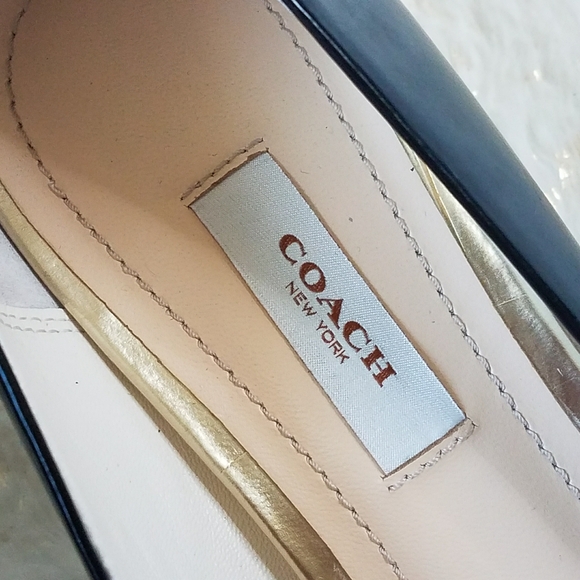 Coach New York Lawrence Heels - Picture 8 of 9